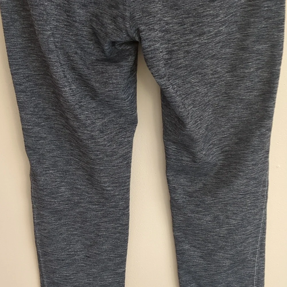 10 Short Kuhl Gray Pull On Style Stretchy Activewear Pants - Picture 8 of 15